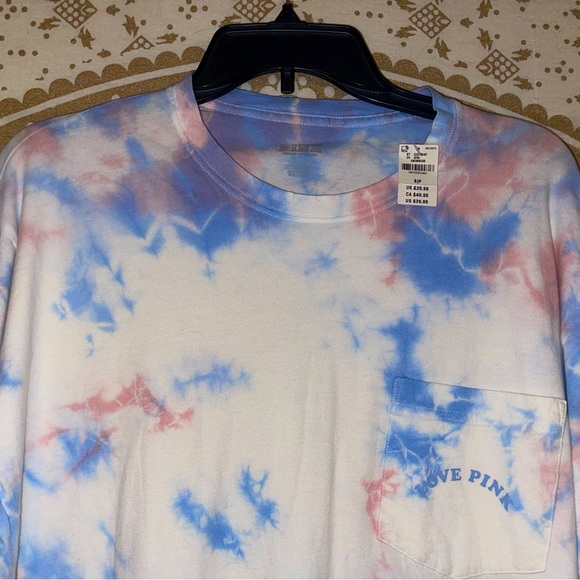 ✨HP✨ NWT “PINK” LADIES TIE-DYED LONG SLEEVED SHIRT WITH FRONT POCKET, SIZE SMALL - Picture 3 of 7